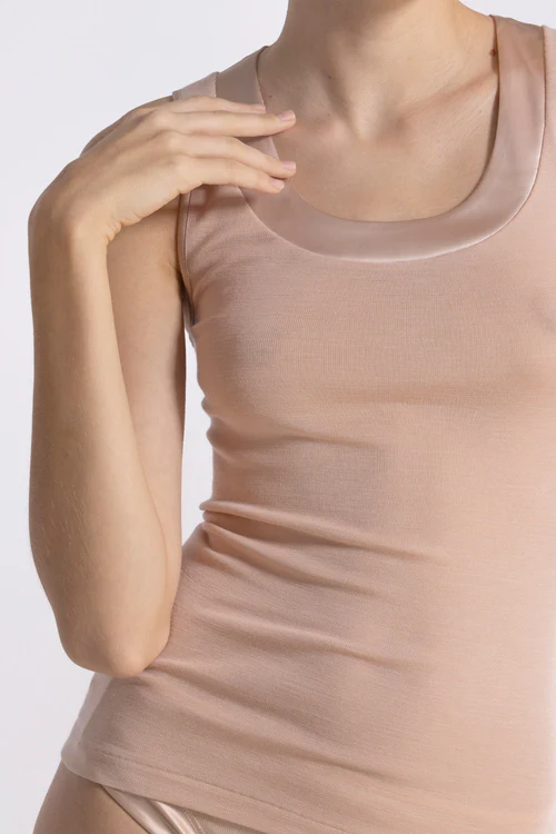 Featured image for “Canotta Spalla Larga Lana/Seta Oscalito”